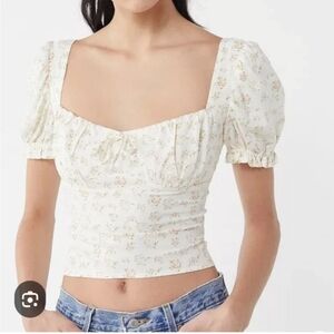 Urban Outfitters Cream Floral Blouse Size M